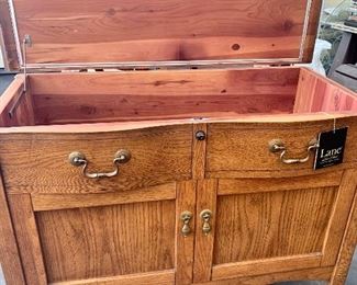 Lane cedar chest