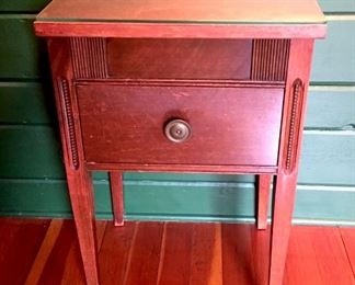 Wonderful Vintage Side Table w/Dovetail Drawer and Nice Detail  18"W x 15"D x 28.5"H  $50