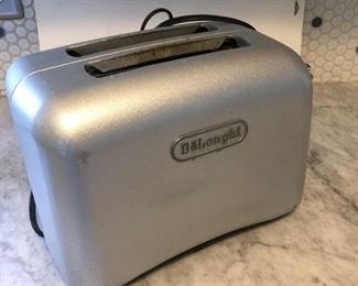 DeLonghi Toaster $20