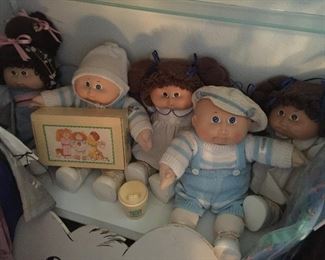 Original Cabbage Patch Kids! we do have original boxes, packaging and certificates.