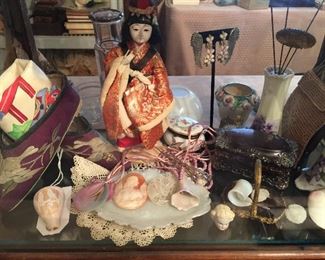 Shell art, cameos, artist hand, made jewelry, hair pieces