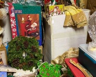 Taking Offers For All The Christmas Items!!
