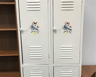 Double metal locker.