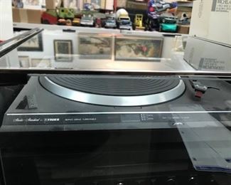 Fisher Stereo Set - Turntable.