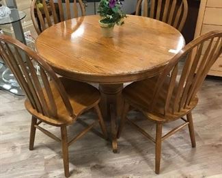 Round table w/ 4 chairs and 1 leaf,  42"diameter, 29.5"H,  $260