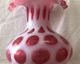 Beautiful piece of Fenton 