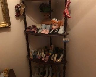 Large beautiful glass shoe collection(Fenton, porcelain, depression, Vaseline)!