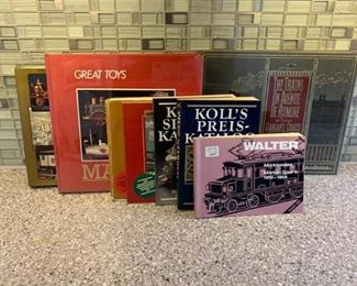 8 Vintage Model Train Books