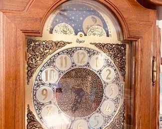 Urgos grandfather clock

$500