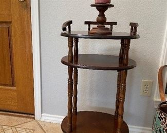 $30 as is. Top rail missing spindle