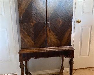 Antique cabinet
$200