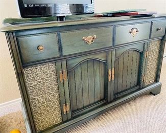 Magnavox stereophonic stereo cabinet
Cogwell and  Boggs $800