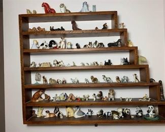 Vintage & Collectible Miniature Animals + Display Shelf https://ctbids.com/#!/description/share/396752
