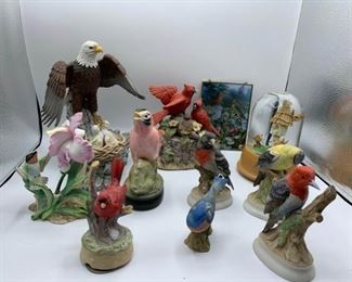 Collectible Bird Figures/ Musical https://ctbids.com/#!/description/share/396783