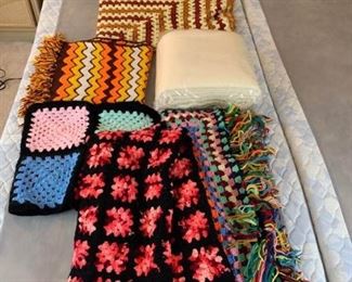 Handmade Blankets https://ctbids.com/#!/description/share/396801