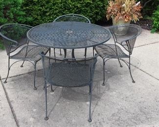 Patio Table and 4 Chairs. 43Dia. $85. P3