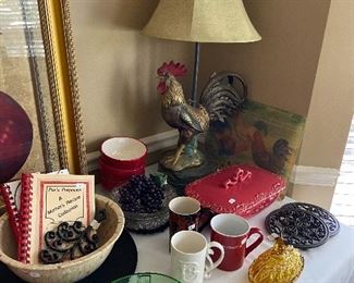 Check out that rooster lamp!