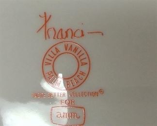 11" diameter. Franci, Palm Beach.