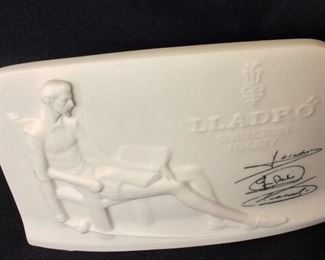 Lladro, 6" W x 4 1/4" H.