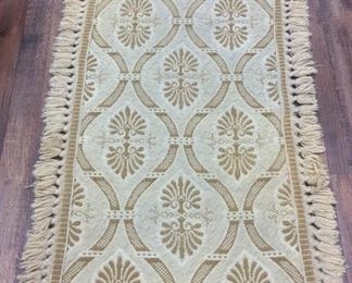 Rug, 27" x 50".