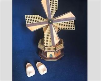 $20 Items From Holland
Wooden Windmill
Measures 11” Tall x 5” Wide x 5” Deep
Wooden Dutch Shoes/Clogs
Measures 2 ½” Long