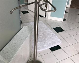 Towel rack $10