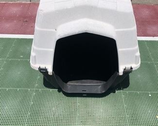 Dog House $20 OBO