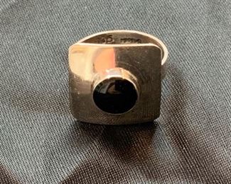 Sterling Silver Onyx Ring Sz 7 - $35