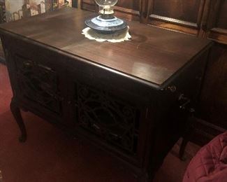 Another Music Box with hand crank.  This one from 1910