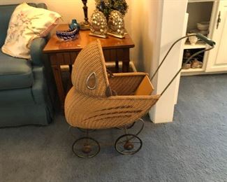 BU0999: 1950s Baby Doll Carriage Stroller Buggies Local Pickup	 $150 
