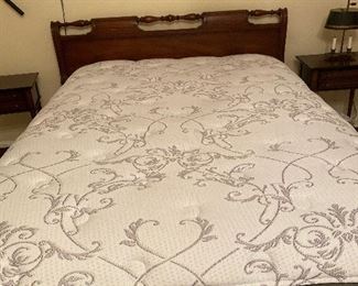 BU1012M Full Size Bed Mattress and box spring SetUpstairs Local Pickup	 $100 
