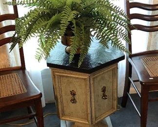 BU1019 Mediterranean Pedistal Table Cabinet Black and Green Local Pickup	 $65 
