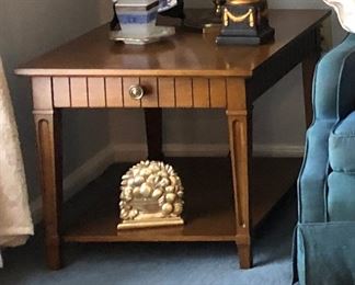 BU1022: Tradional Sofa End Table #2 Local Pickup	 $60 
