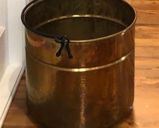 BU1059: X Large Brass Bucket with Handle Local Pickup	 $20 
