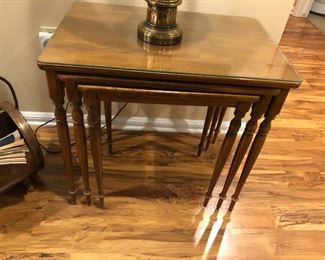 BU1057: 3 Stackable Nesting Tables with Glass Top Local Pickup	 $60 
