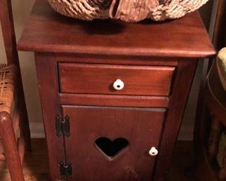 BU1088: Country End Table / Cabinet with Cutout Heart Local Pickup	 $25 
