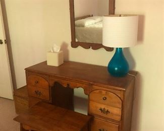 little desk has a worrisome growth