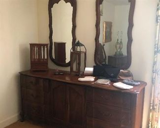 super googly eyed monster