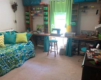 super 70s Florence Henderson craft room