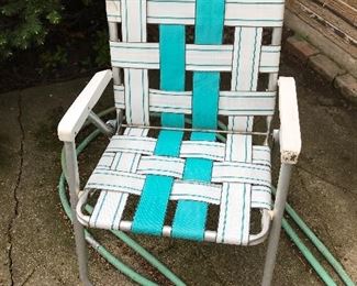 $5 lawn chair 