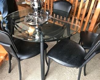 $250 - Table and Chairs set