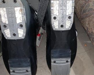 Inv 45 Ski Boots - $40