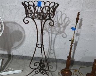 Inv 61 - Standing Planter -$25