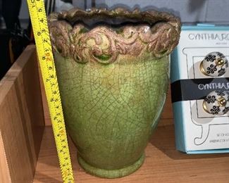 Inv 104 Vase $5