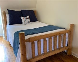 Inv 117 Full/Double Size Bed (Linens/Pillows are NOT FOR SALE) $250 
