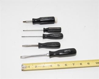 T66	Vintage Snap-On Black Handle Misc. Screwdrivers                                                 $67.95