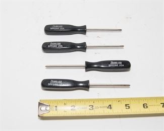 T70	Set of 4 SPP 266 Phillips Screwdrivers         $39.95