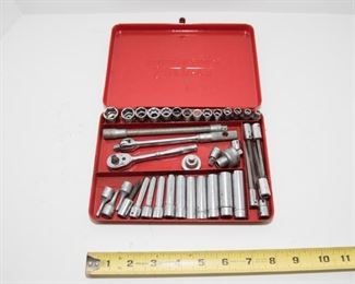 T92	Snap-On Socket Wrench Set in Box       $94.95