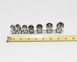 T100	Snap On Flex End Socket 7Pc Set 3/4, 11/16, 5/8, 9/16, 3/8, 7/16, 1/2                               $57.95