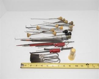 T121	Misc Lot of Tools              $9.95